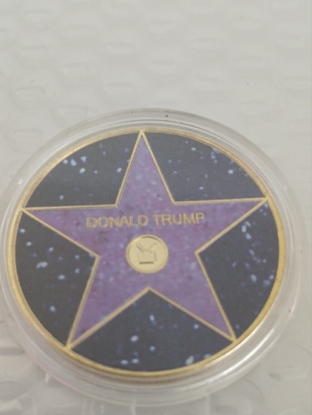 Purple Star Decorative Trump Star. - Picture 5 of 5